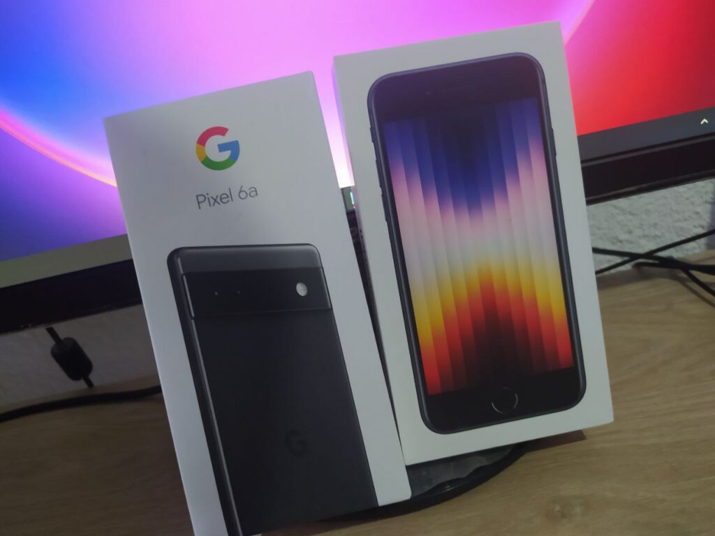 iPhone SE + Google Pixel 6a